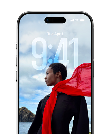 Zamknutá obrazovka iPhonu ukazuje čas prispôsobený fotke zamknutej obrazovky