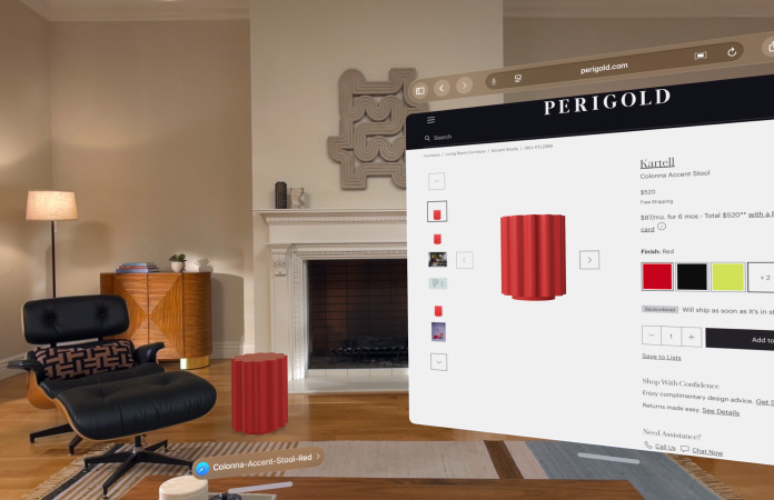 Kartell Colonna Accent 스툴을 판매하는 Safari 쇼핑 페이지가 방에 떠 있고, 3D 버전의 스툴은 방 바닥에 놓여 있는 모습